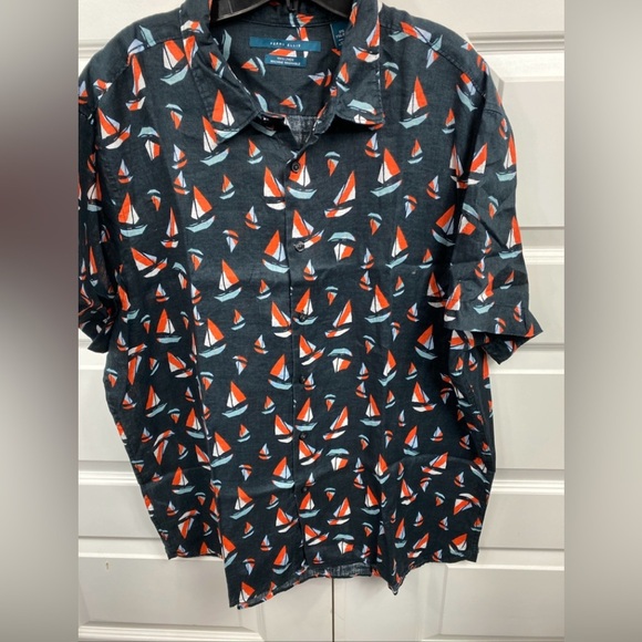 Perry Ellis Other - Perry Ellis 100% Linen Button Up Shirt All Over Print Sail Boats Nautical XXL